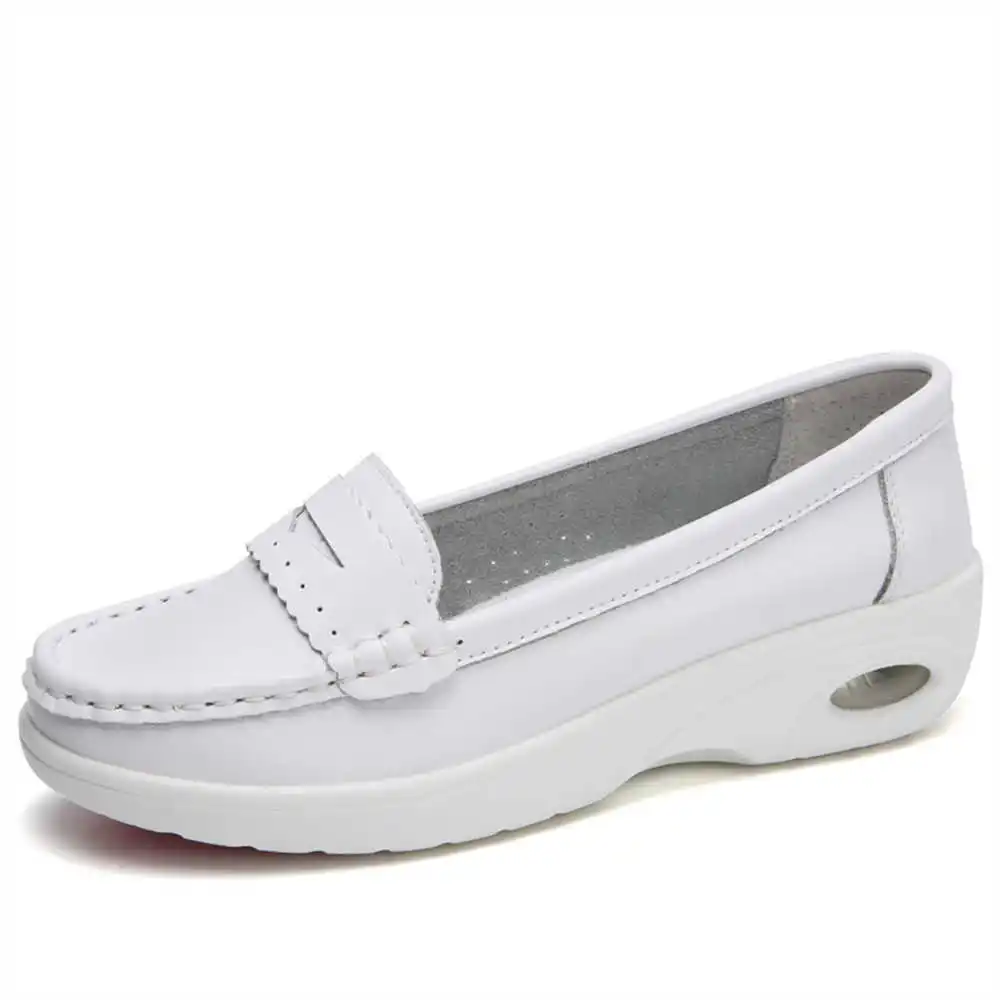 Thick Sole Slipon White Traine - Men'S Health Formal Wear ulasan dan harga